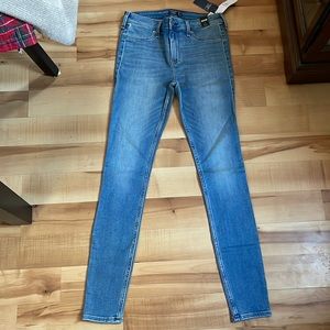 NWT Abercrombie and Fitch Jeans